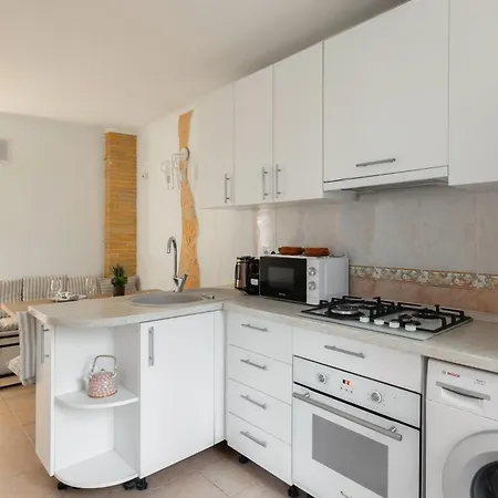Modern Traditional Apartment Chisinau Exterior photo